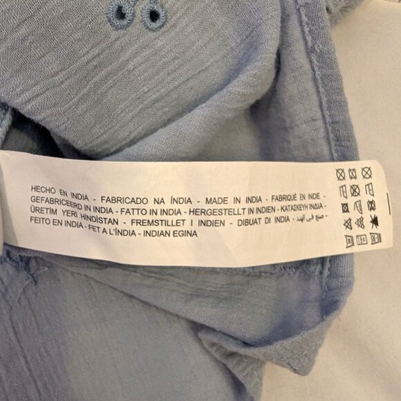 Zara | Cotton Cropped Short Puff Sleeve Light Blue Eyelet Top | Medium - Picture 12 of 12